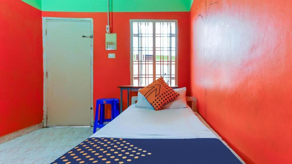 קולאם Zaina Tourist Home מראה חיצוני תמונה