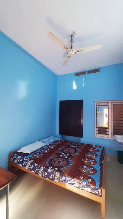 קולאם Zaina Tourist Home מראה חיצוני תמונה